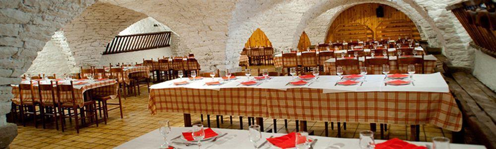 Citotel Hotel Le Commerce Sévérac-le-Château Екстериор снимка